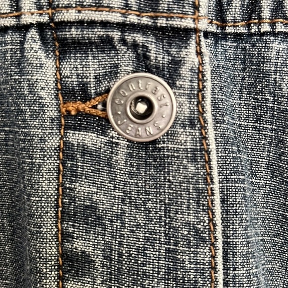 Contrast Jean Jacket. Lightweight Jean Jacket. Soft Comfy Denim Coastal. LARGE - Picture 5 of 12